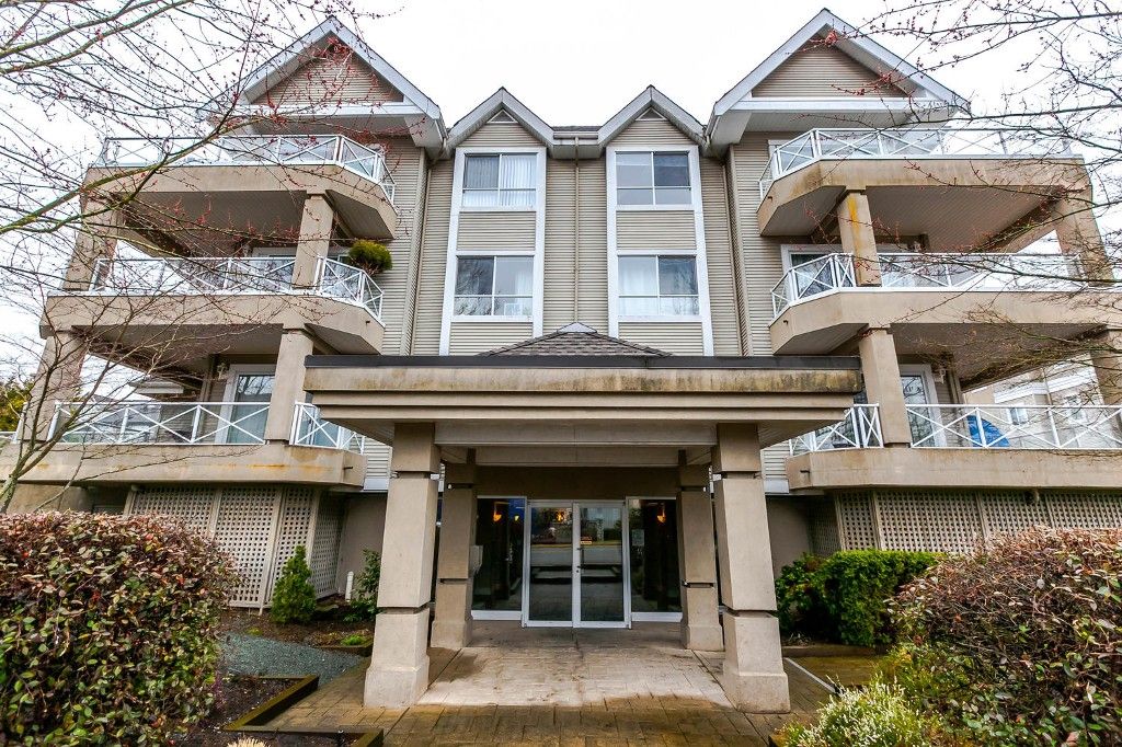 Main Photo: #105 - 5568 201A Street in Langley: Langley City Condo for sale : MLS®# R2146981