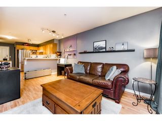Photo 12: 209 5355 BOUNDARY ROAD in Vancouver: Collingwood VE Condo for sale (Vancouver East)  : MLS®# R2125742