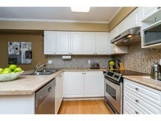 Photo 5: 2 65 FOXWOOD Drive in Port Moody: Heritage Mountain Townhouse for sale in "FOREST HILL" : MLS®# R2060866