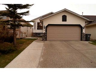 Photo 1: 37 CITADEL Gardens NW in CALGARY: Citadel Residential Detached Single Family for sale (Calgary)  : MLS®# C3568731