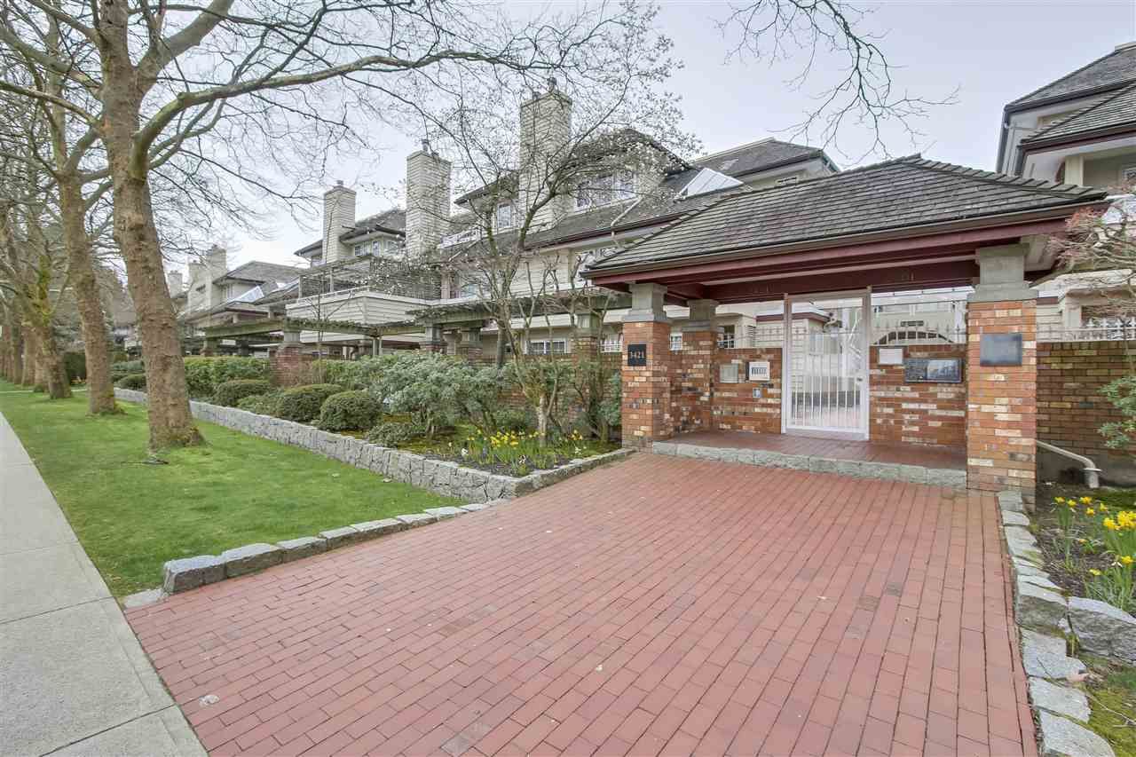 Main Photo: 303 3421 CURLE Avenue in Burnaby: Burnaby Hospital Condo for sale in "TERRACES AT CASCADE VILLAGE" (Burnaby South)  : MLS®# R2255039