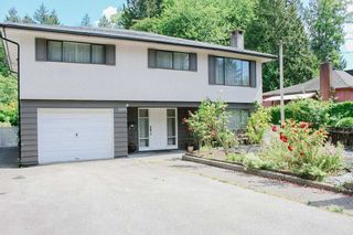 Photo 2: 3292 BAIRD Road in North Vancouver: Lynn Valley House for sale : MLS®# R2802376
