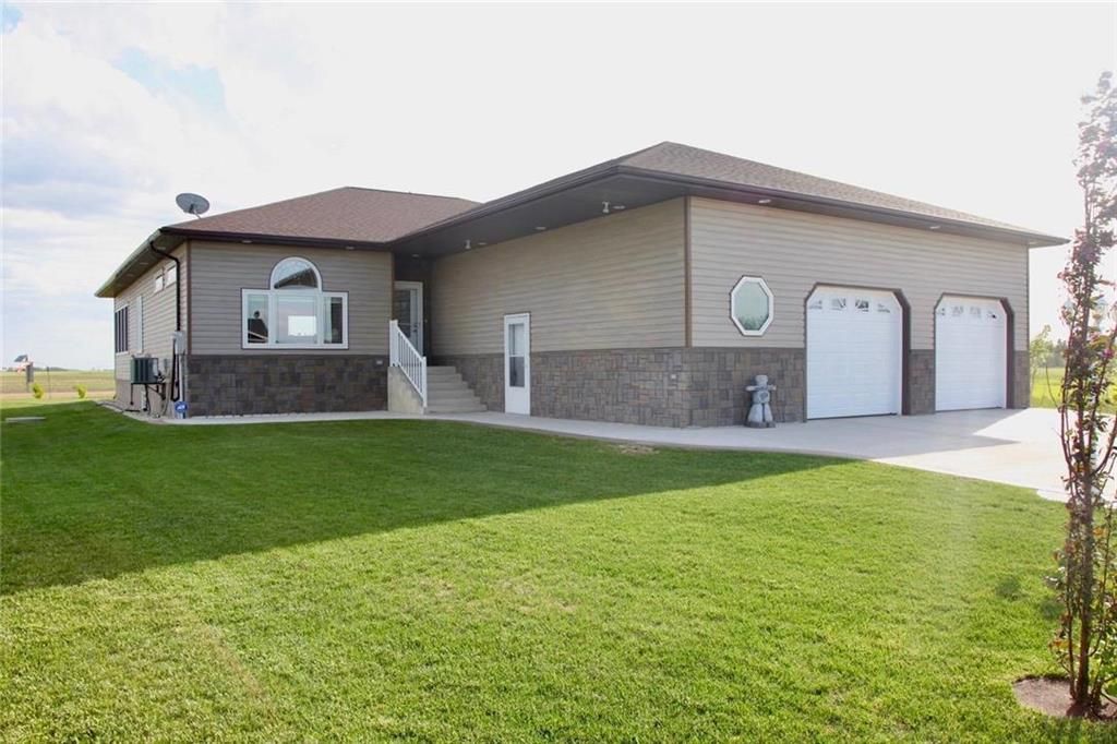 Main Photo: 124 Maskrey Drive in Starbuck: R08 Residential for sale : MLS®# 202012277