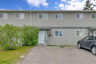 Photo 1: 903 120 Silvercreek Close NW in Calgary: Silver Springs Row/Townhouse for sale : MLS®# A2079569