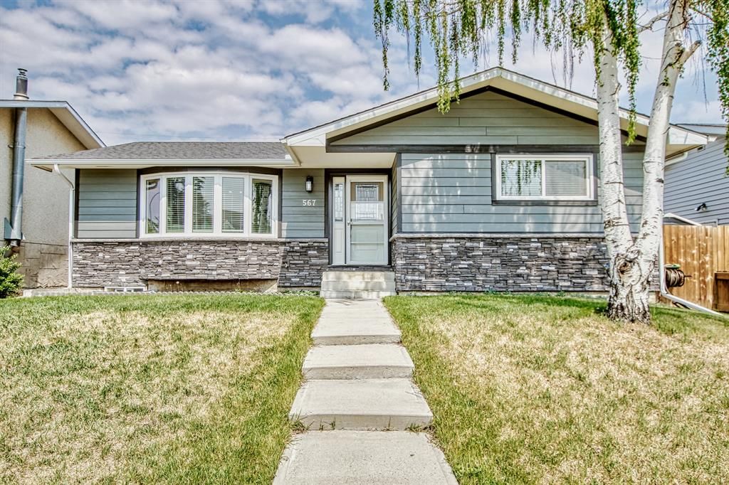 Main Photo: 567 Penworth Way SE in Calgary: Penbrooke Meadows Detached for sale : MLS®# A2051991