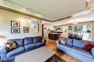 Photo 4: 1576 WESTOVER ROAD in North Vancouver: Lynn Valley House for sale : MLS®# R2470569