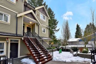 Photo 3: 212 3488 SEFTON Street in Port Coquitlam: Glenwood PQ Townhouse for sale in "SEFTON SPRINGS" : MLS®# R2644527