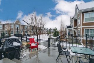 Photo 4: 135 Cranbrook Walk SE in Calgary: Cranston Row/Townhouse for sale : MLS®# A2127749
