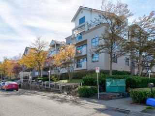 Photo 19: 403 20268 54 Avenue in Langley: Langley City Condo for sale in "BRIGHTON PLACE" : MLS®# R2684565