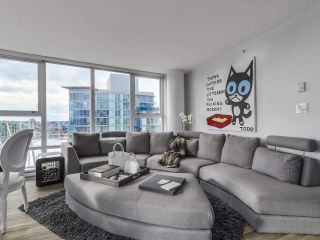 Photo 4: PH 3001 131 REGIMENT Square in Vancouver: Downtown VW Condo for sale (Vancouver West)  : MLS®# R2119062