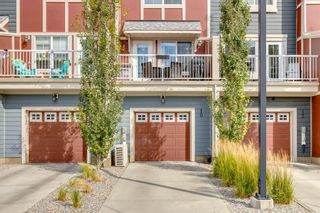 Photo 2: 10 Marquis Lane SE in Calgary: Mahogany Row/Townhouse for sale : MLS®# A1142989