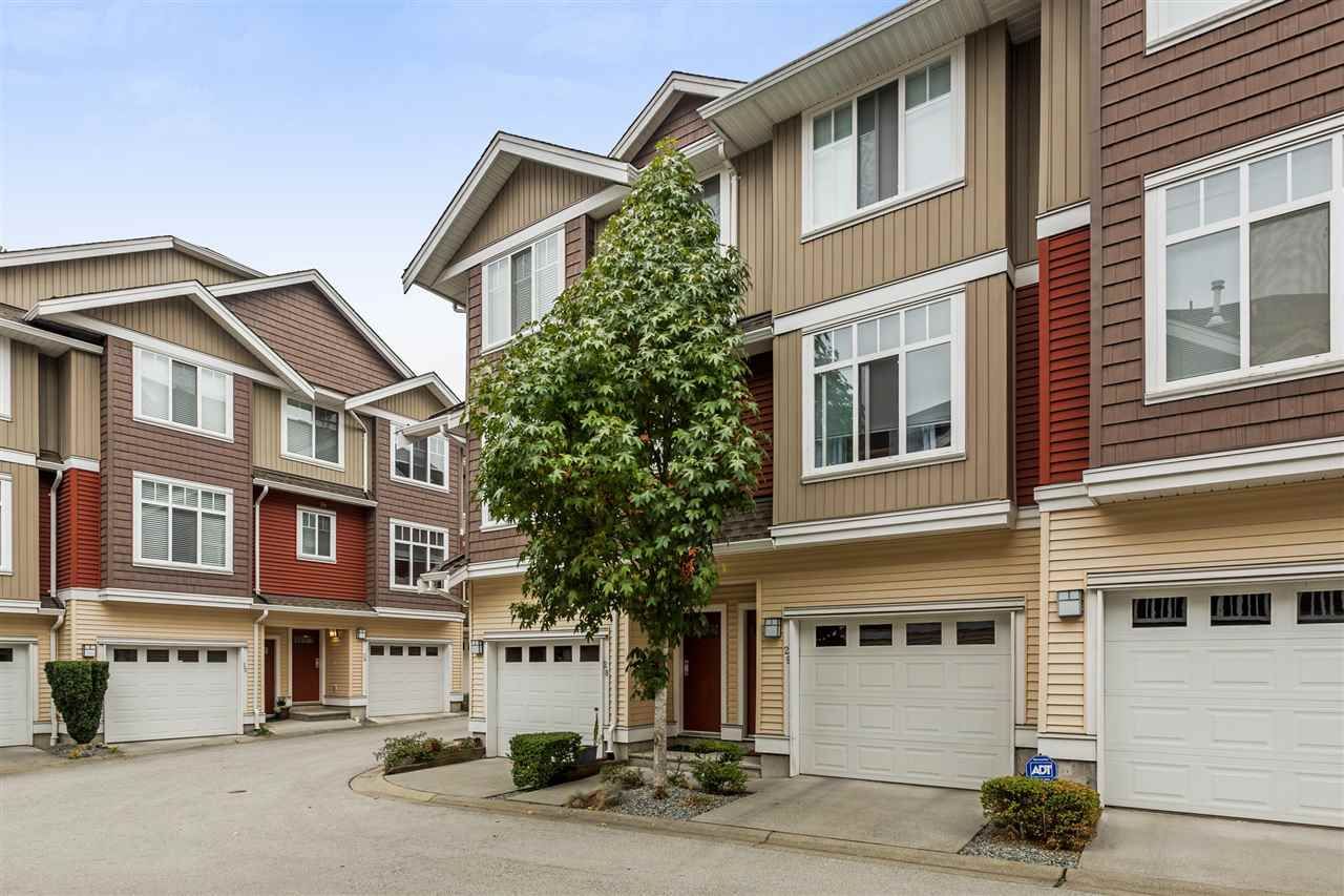 Main Photo: 29 19455 65 Avenue in Surrey: Clayton Townhouse for sale in "Two Blue" (Cloverdale)  : MLS®# R2215510
