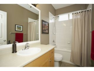Photo 16: 35415 NAKISKA Court in Abbotsford: Abbotsford East House for sale in "Sandy Hill" : MLS®# R2011952