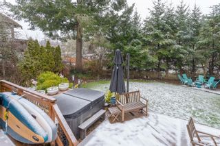 Photo 35: 295 Bessborough Ave in View Royal: VR View Royal House for sale : MLS®# 923760