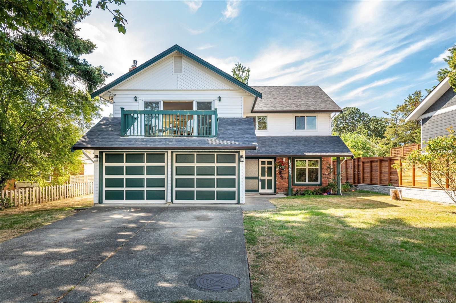 Main Photo: 1543 Morley St in Victoria: Vi Oaklands House for sale : MLS®# 883827