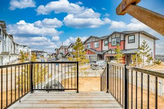 Photo 3: 1401 Jumping Pound Common: Cochrane Row/Townhouse for sale : MLS®# A2038048