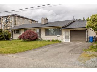 Photo 1: 31857 COUNTESS Crescent in Abbotsford: Abbotsford West House for sale : MLS®# R2689745
