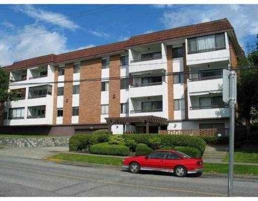 Main Photo: 203 515 11TH ST in New Westminster: Uptown NW Condo for sale : MLS®# V566312