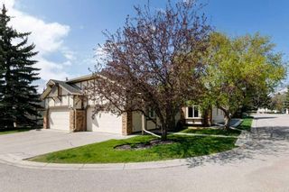 Main Photo: 49 Confederation Villas NW in Calgary: Collingwood Semi Detached (Half Duplex) for sale : MLS®# A2132651