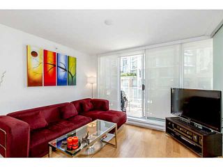 Photo 3: # 801 565 SMITHE ST in Vancouver: Downtown VW Condo for sale (Vancouver West)  : MLS®# V1076354