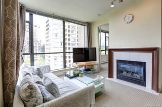 Photo 5: 703 7388 SANDBORNE Avenue in Burnaby: South Slope Condo for sale in "Wayfair Place" (Burnaby South)  : MLS®# R2685803