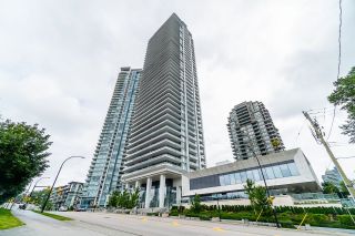 Photo 1: 1106 1888 GILMORE Avenue in Burnaby: Brentwood Park Condo for sale in "TRIOMPHE" (Burnaby North)  : MLS®# R2701495
