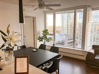 Photo 3: 2107 188 KEEFER Place in Vancouver: Downtown VW Condo for sale (Vancouver West)  : MLS®# R2752792