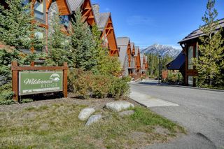 Photo 1: 101 2100C Stewart Creek Drive: Canmore Apartment for sale : MLS®# A1149382