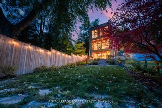 Photo 2: 32 Servington Crescent in Toronto: Mount Pleasant West House (2-Storey) for sale (Toronto C10)  : MLS®# C8170180