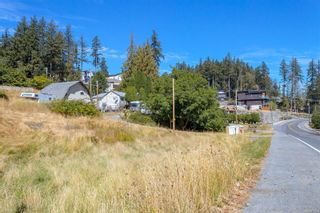 Photo 5: 3494 Wishart Rd in Colwood: Co Latoria House for sale : MLS®# 913374