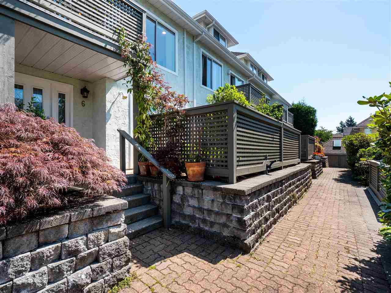 Main Photo: 6 232 E 6TH Street in North Vancouver: Lower Lonsdale Townhouse for sale : MLS®# R2393967