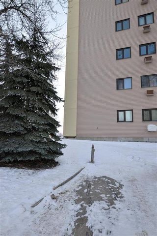 Photo 19: 2111 80 Plaza Drive in Winnipeg: Fort Garry Condominium for sale (1J)  : MLS®# 202102772
