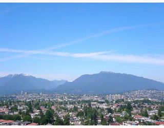 Photo 4: 2709 5380 OBEN Street in Vancouver: Collingwood VE Condo for sale in "URBA" (Vancouver East)  : MLS®# V722451
