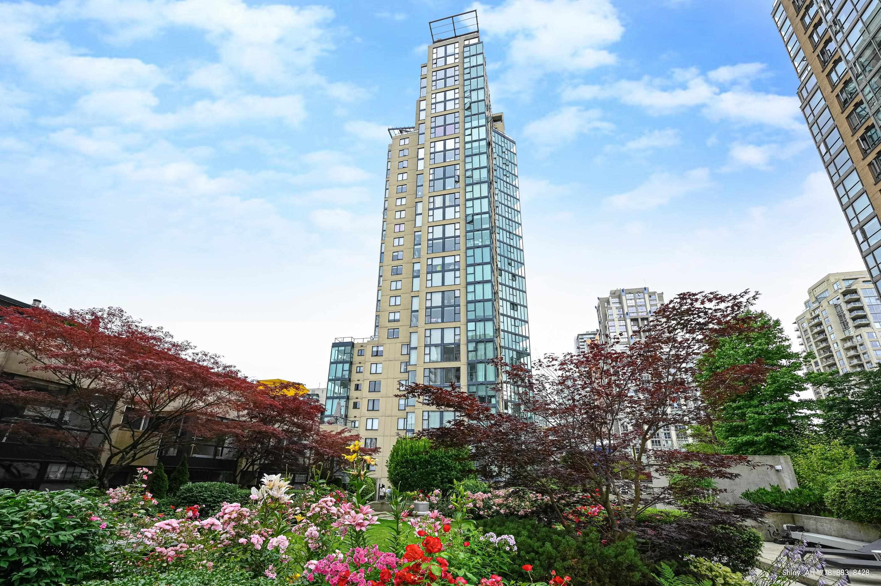 Main Photo: 1303 1155 HOMER Street in Vancouver: Yaletown Condo for sale in "CITY CREST" (Vancouver West)  : MLS®# R2710450