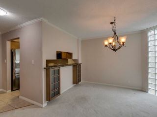 Photo 9: 302 3191 MOUNTAIN Highway in North Vancouver: Lynn Valley Condo for sale in "Lynn Terrace II" : MLS®# R2788805