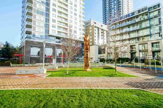 Photo 18: 2102 5470 ORMIDALE Street in Vancouver: Collingwood VE Condo for sale in "WALL CENTRE CENTRAL PARK 3" (Vancouver East)  : MLS®# R2537972