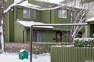 Photo 1: 18 215 Primrose Drive in Saskatoon: Lawson Heights Residential for sale : MLS®# SK958847