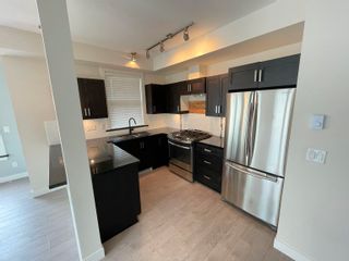 Photo 8: 102 20078 FRASER Highway in Langley: Langley City Condo for sale in "Varsity" : MLS®# R2682884