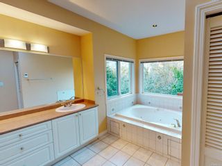 Photo 19: 3275 Ripon Rd in Oak Bay: OB Uplands House for sale : MLS®# 862918