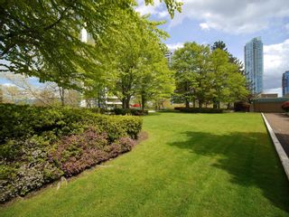 Photo 25: 2101 5899 WILSON Avenue in Burnaby: Central Park BS Condo for sale in "Paramount II" (Burnaby South)  : MLS®# R2690682