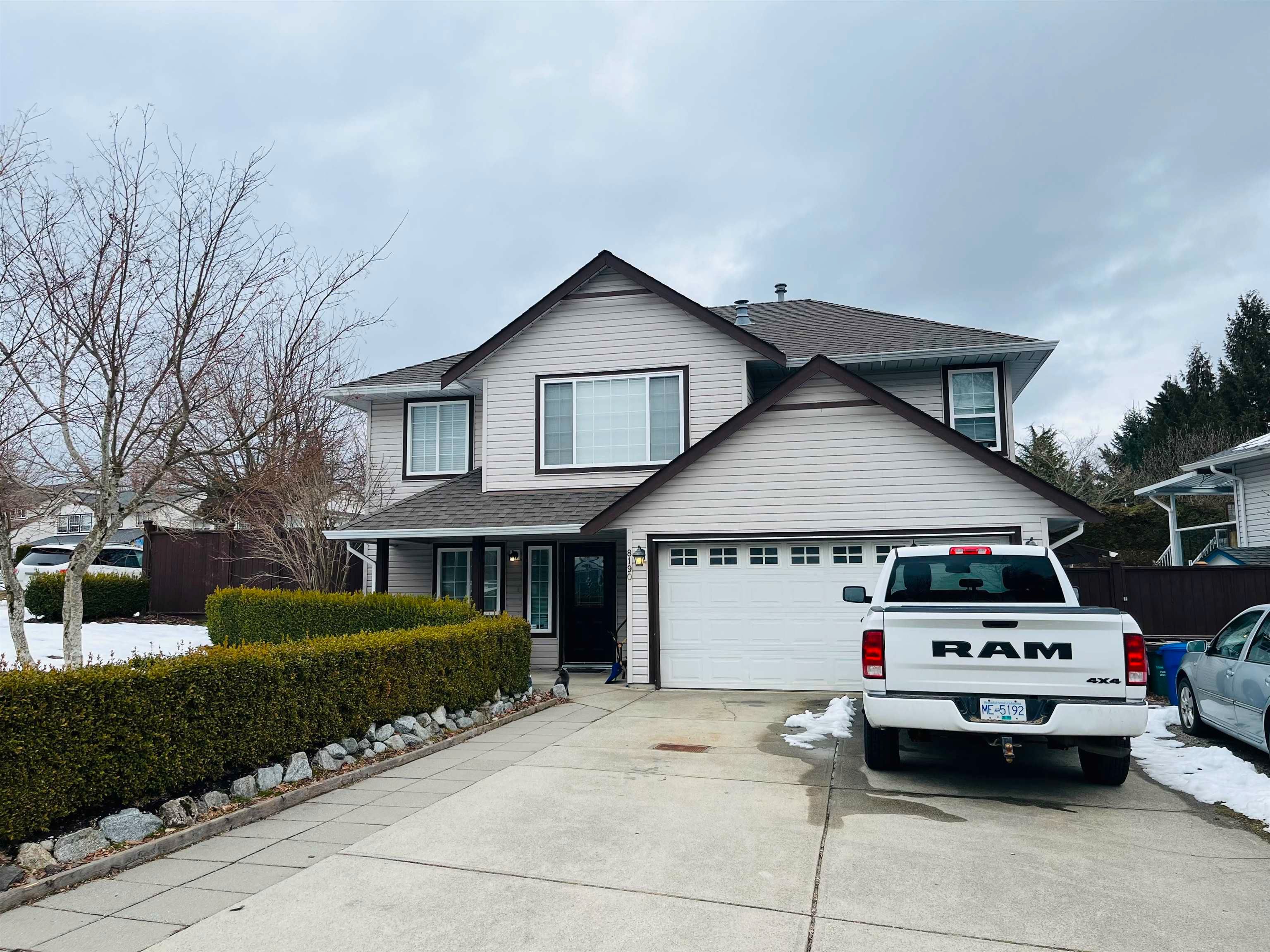 Main Photo: 8190 DOROTHEA Court in Mission: Mission BC House for sale in "College Heights" : MLS®# R2756514