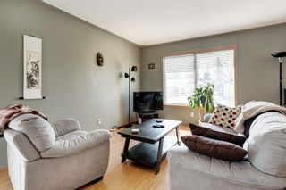 Photo 2: 11 Midlawn Green SE in Calgary: Midnapore Detached for sale : MLS®# A2037012