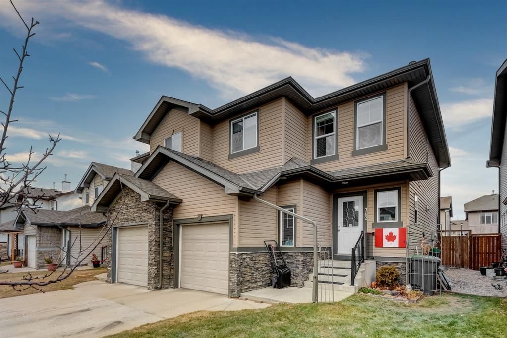 Main Photo: 742 Luxstone Gate SW: Airdrie Semi Detached for sale : MLS®# A1164959