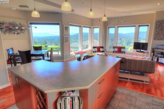 Photo 8: 3573 Sun Vista in VICTORIA: La Walfred House for sale (Langford)  : MLS®# 820106