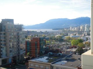 Photo 4: 1103 1068 W BROADWAY in Vancouver: Fairview VW Condo for sale in "THE ZONE" (Vancouver West)  : MLS®# R2716184