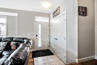 Photo 9: 305 Sage Meadows Gardens NW in Calgary: Sage Hill Row/Townhouse for sale : MLS®# A2032420
