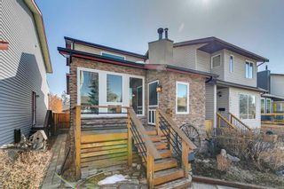 Photo 2: 4016 46 Street SW in Calgary: Glamorgan Detached for sale : MLS®# A2118676