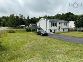 Photo 2: 68 Milne Avenue in New Minas: Kings County Residential for sale (Annapolis Valley)  : MLS®# 202313201
