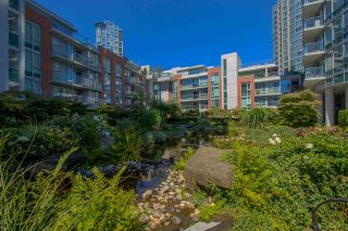 Photo 5: 2202 688 ABBOTT Street in Vancouver: Downtown VW Condo for sale in "FIRENZE" (Vancouver West)  : MLS®# R2191595