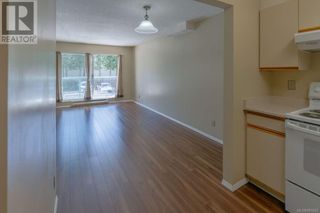 Photo 4: 203 6715 Dover Rd in Nanaimo: House for sale : MLS®# 961003